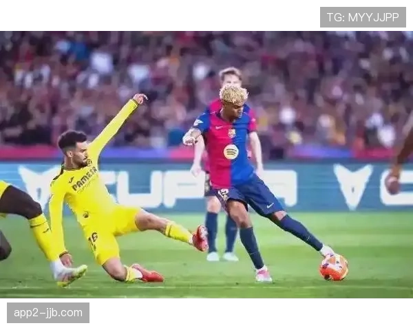 巴萨客场挑战比利亚雷亚尔，冲击联赛八连胜