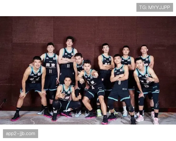 全明星选人环节打破位置区分，策略性组建引热议