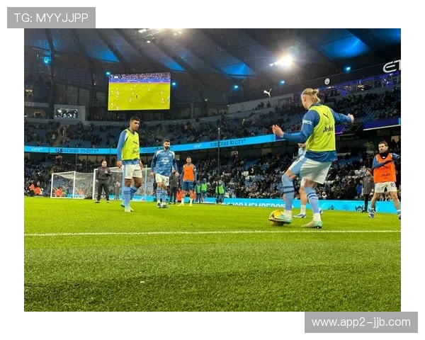 曼城训练基地加强定位球防守，应对热刺威胁