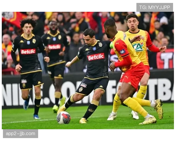 朗斯2-3遭摩纳哥大逆转,从2-0领先到被连扳3球 朗斯2-3遭摩纳哥大逆转,从2-0领先到被连扳3球